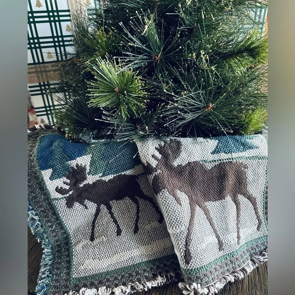 Vintage Cabin Christmas Winter Bull Moose Tapestry Fringe Cotton Placemats 17x12